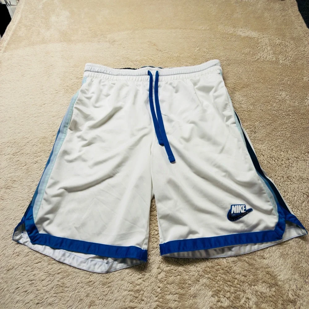 Nike Vintage Basketball Shorts Mens Large White Blue Striped Athletic Gym Mesh
